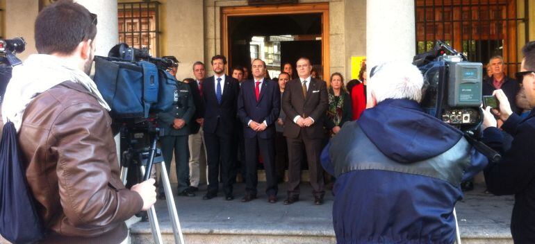 Concentración a las puertas de la delegación del Gobierno en Castilla-La Mancha en Toledo