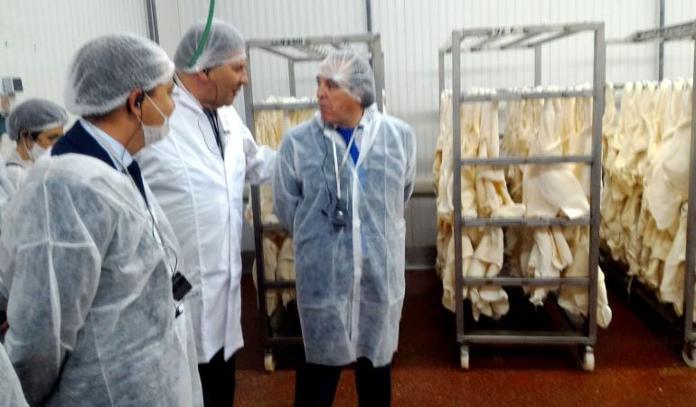 El consejero ha visitado la empresa Rogusa de Fuenlabrada