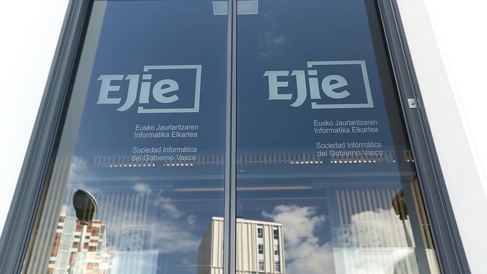 Las consultoras están siendo investigadas por licitaciones de EJIE, la Sociedad Informática del Gobierno Vasco