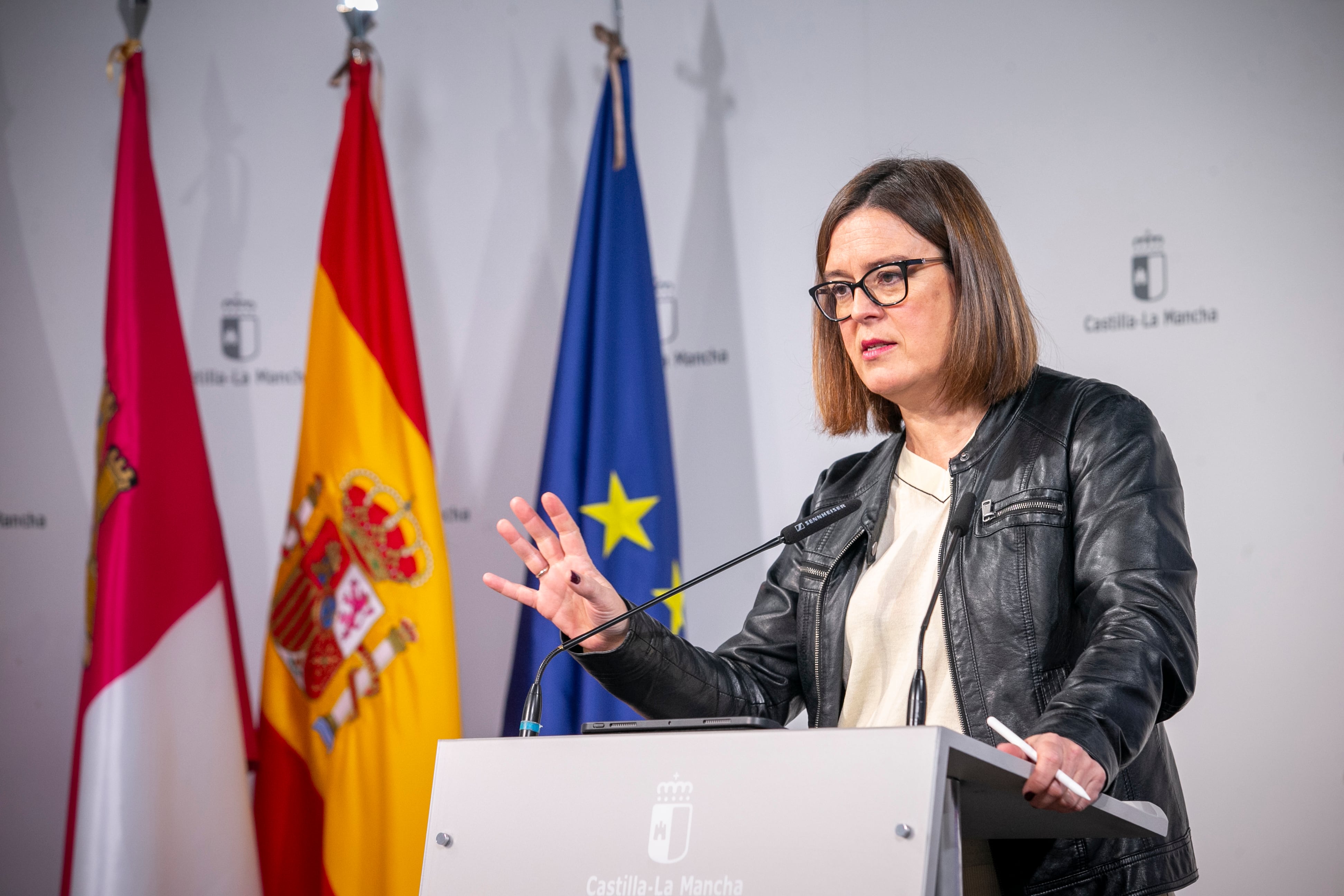 La consejera Portavoz del Gobierno regional, Esther Padilla, ha comparecido en rueda de prensa, en el Palacio de Fuensalida, para dar cuenta de los asuntos tratados en el Consejo de Gobierno