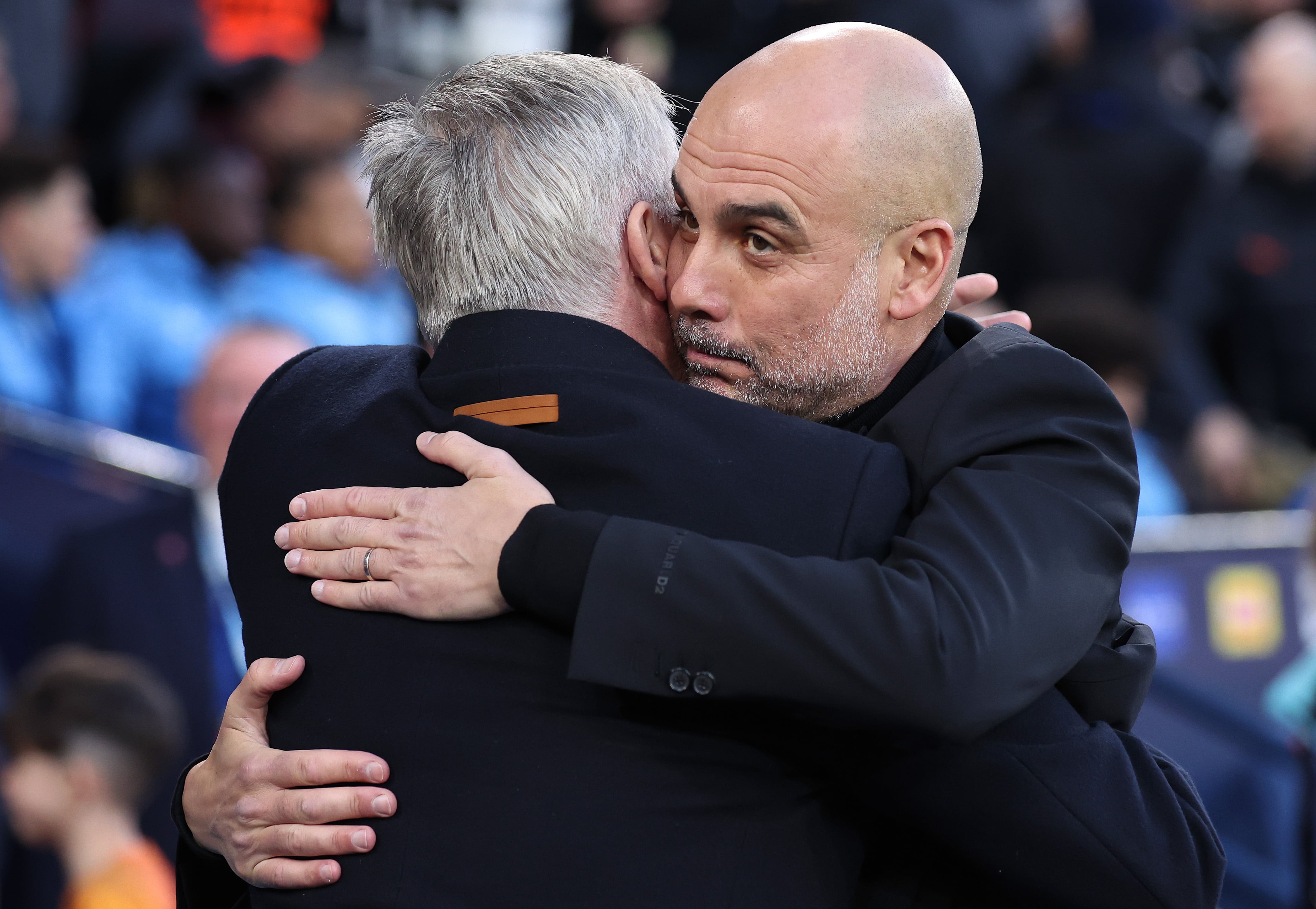 Abrazo entre Pep Guardiola y Carlo Ancelotti en el último Manchester City-Real Madrid