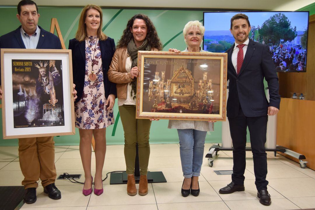 La Delegación Provincial de Cultura ha acogido la presentación de la Semana Santa arriateña