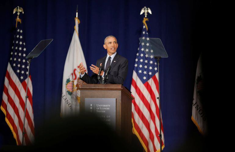 Obama entra en campaña: &quot;Trump capitaliza los resentimientos que los políticos han avivado durante años&quot;