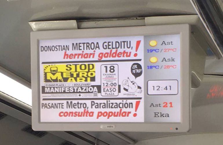 El colectivo antimetro se ha publicitado en las pantallas de los autobuses urbanos
