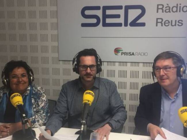 Ambdós candidats amb el director del programa "soroll", en Jordi Cartañá.