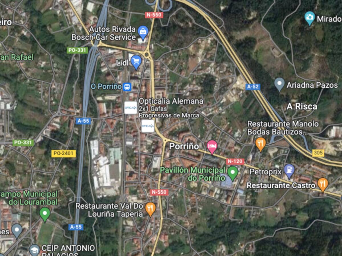 Evacuada en estado grave una mujer tras volcar su turismo en la N-550, a su paso por O Porriño