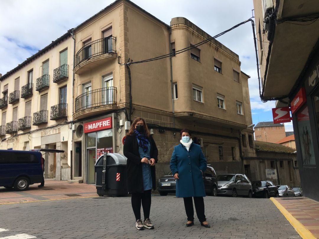 Clara Martín, conejala Urbanismo, y Clara Luquero, alcaldesa de la ciudad, en imagen de archivo