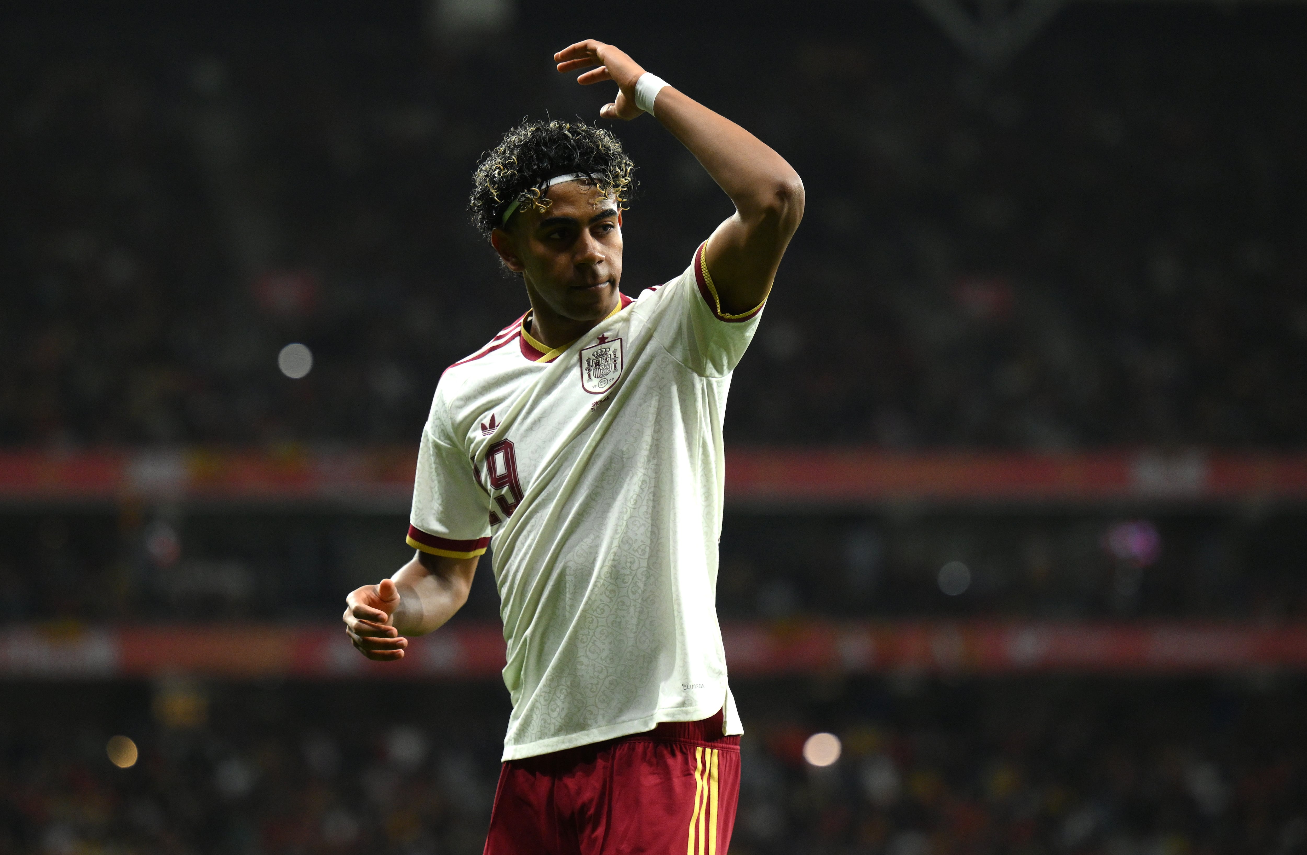 Lamine Yamal durante el amistoso ante Egipto