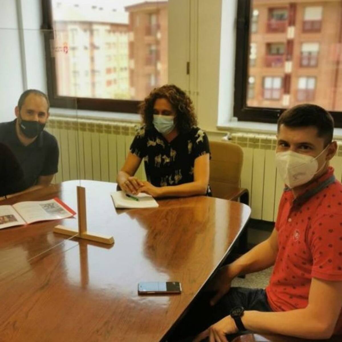 La Diputación muestra su apoyo al APG Bierzo-Hockey en su proyecto de Segunda División Nacional