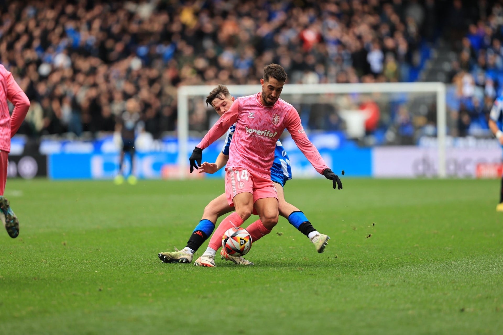 Riazor disfrutó de un Dépor que dio la cara en todo momento