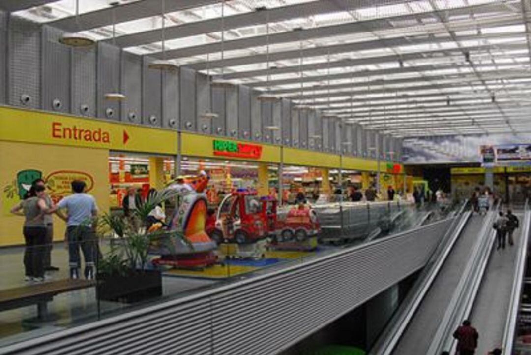 Centro comercial Camaretas