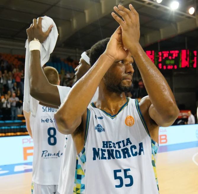 Sola va ser el jugador més valorat del triomf de l&#039;Hestia sobre el Cartagena.