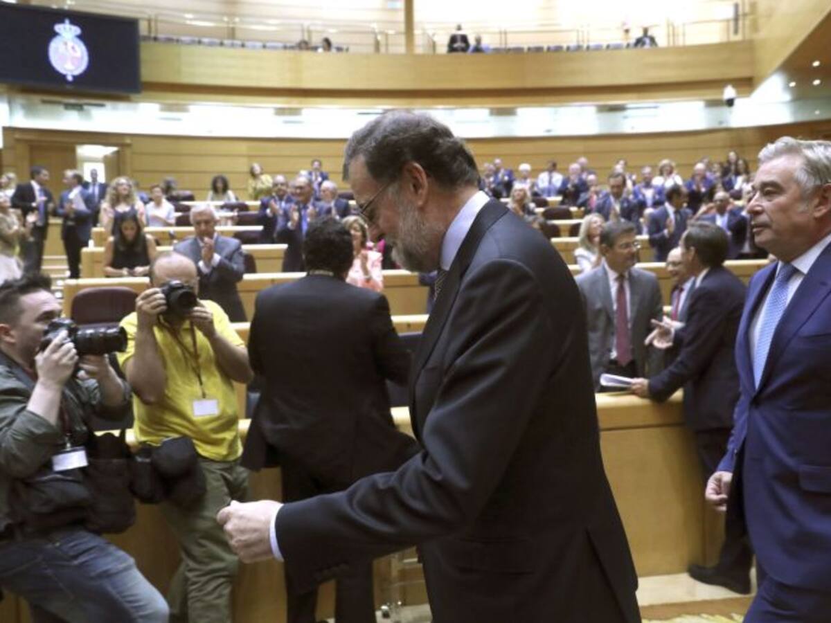 Rajoy pide a los catalanes no acudir si son llamados a una mesa para el 1-O