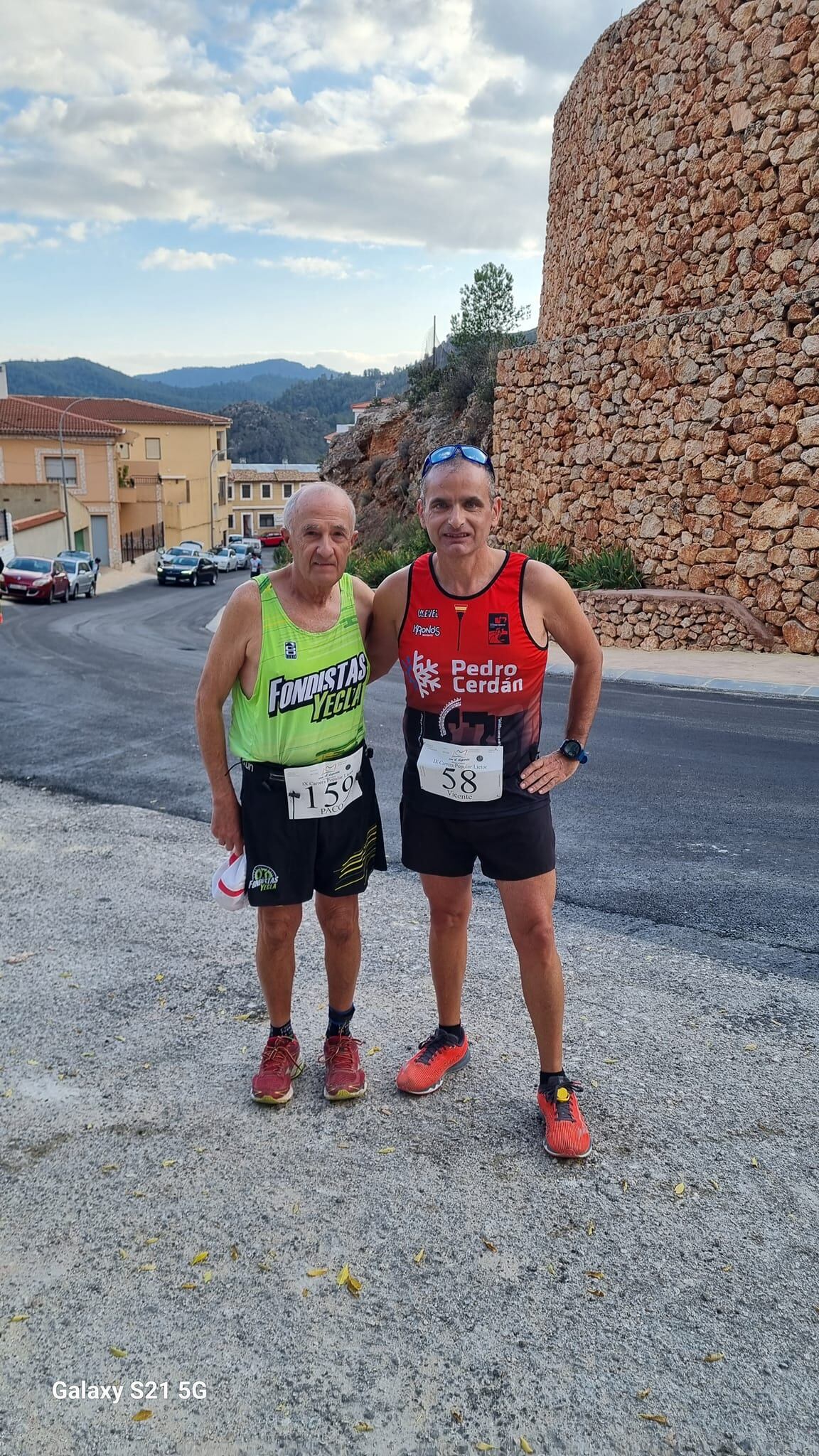 Vicente, con un compañero en la carrera