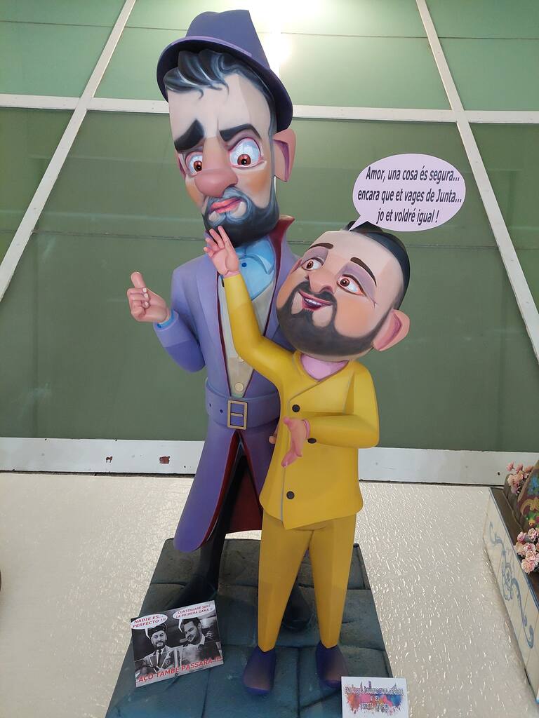 La Exposición del Ninot de las Fallas 2023 abre sus puertas con 750 figuras que rebosan diseño y sátira. Todas ellas quieren salvarse de las llamas gracias al voto popular.