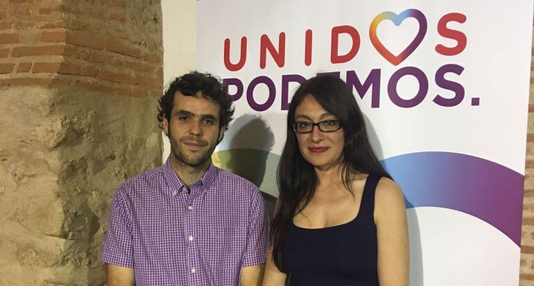 Jacobo Medianero (a la izquierda), número dos de la candidatura conquense de Unidos Podemos al Congreso.