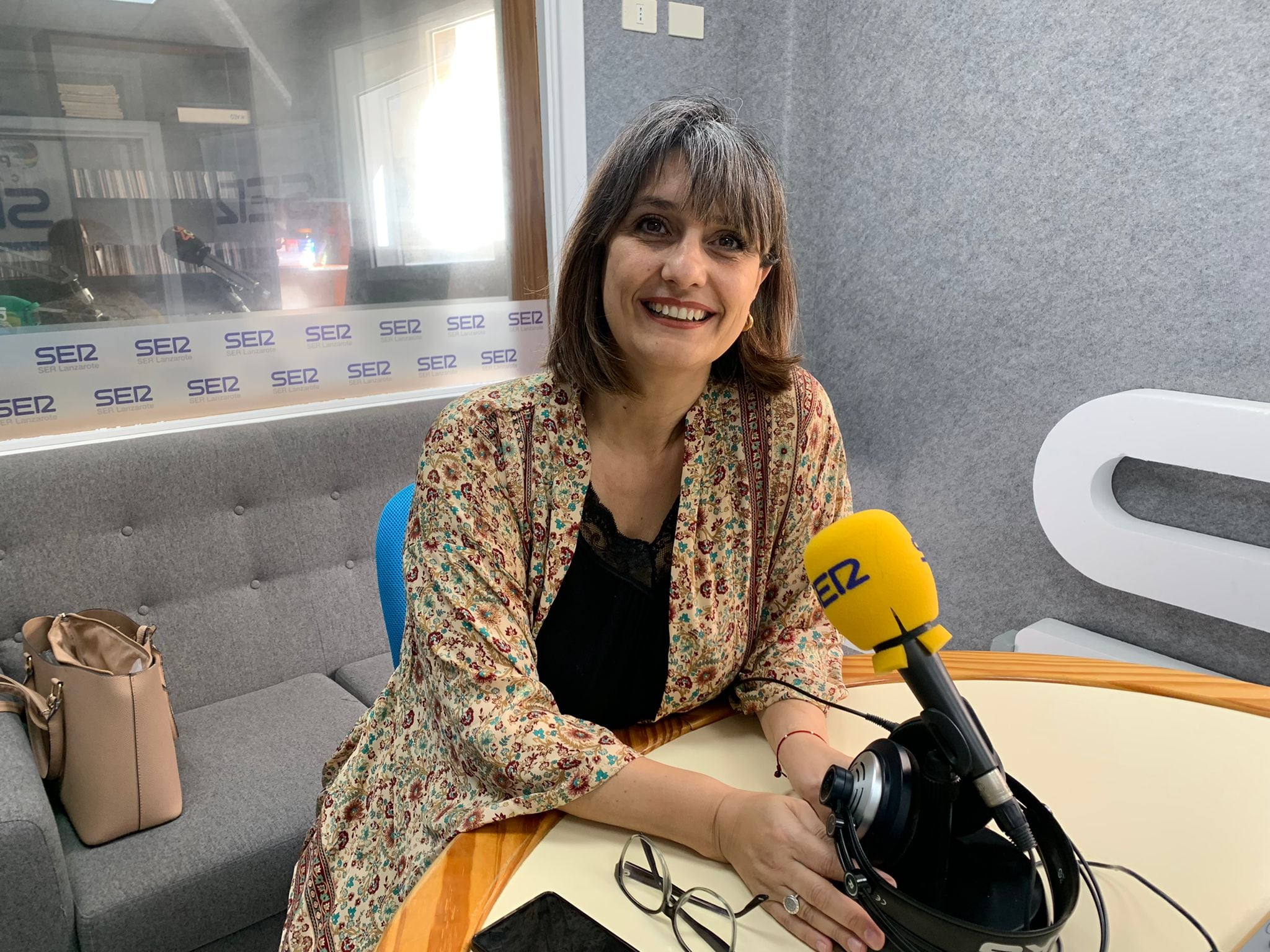 Leticia Padilla, concejala de Lanzarote en Pie en Arrecife en los estudios de SER Lanzarote.