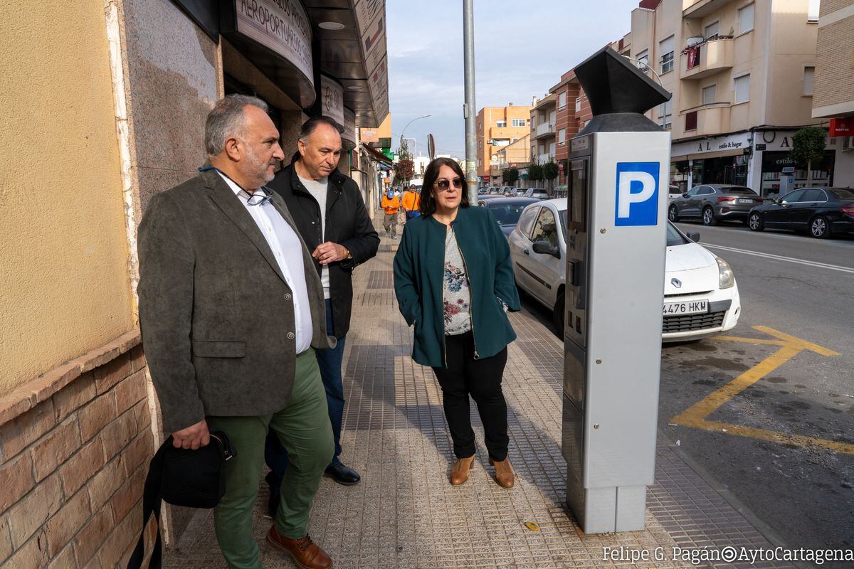 Estacionamiento regulado ORA en Los Dolores