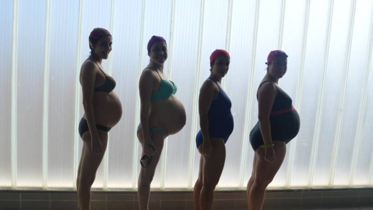 Futuras mamás al agua