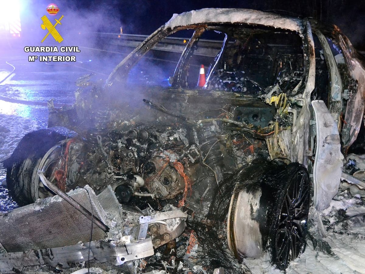 La Guardia Civil de Cantabria investiga a un varón que abandonó un vehículo tras sufrir un siniestro en la A-8