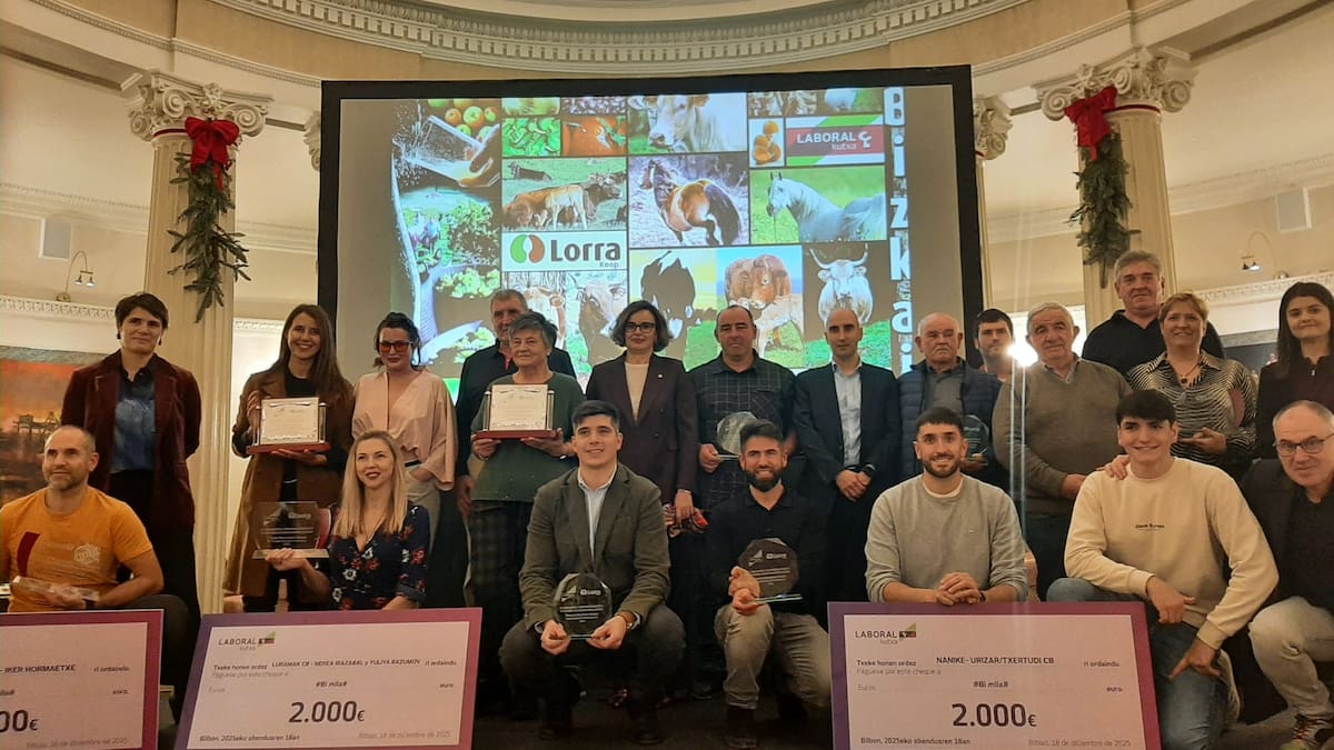 Azul Tejerina, Premio Landaren Alde: “El primer sector tiene que estar en el día a día de la información”