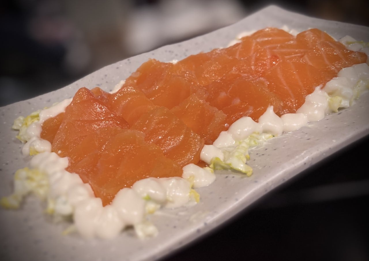 Imagen de archivo de un plato de salmón