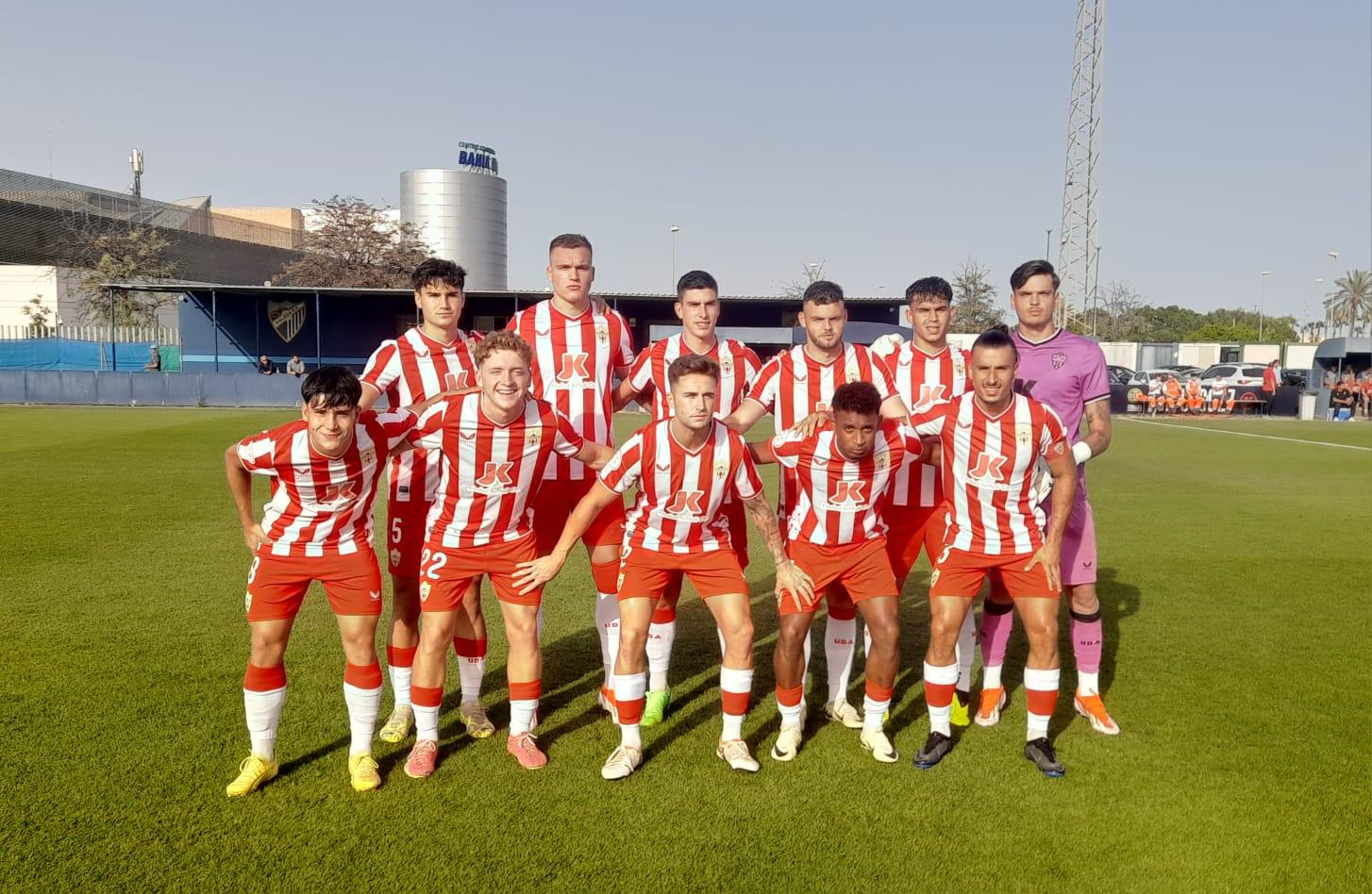 El once del Almería B ante el Malagueño.