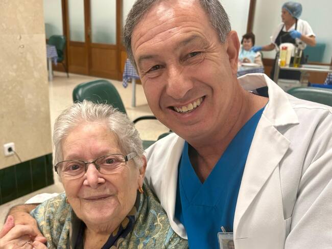 Teo González, enfermero y coordinador del Servicio de Atención Espiritual del Hospital San Juan Grande