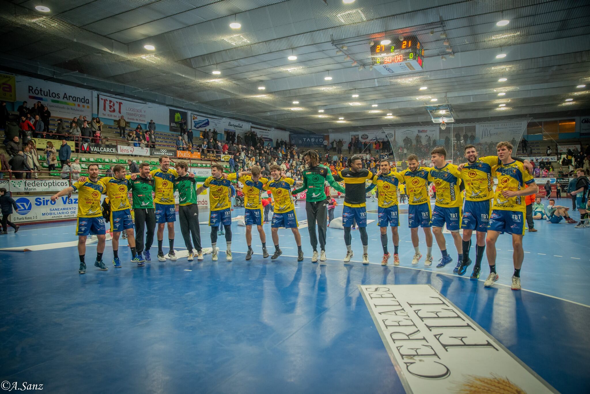 El Tubos Aranda quiere celebrar otra victoria con su afición