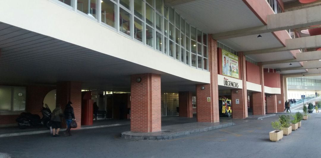 Puerta de Urgencias del Hospital Universitario Virgen de la Arrixaca
