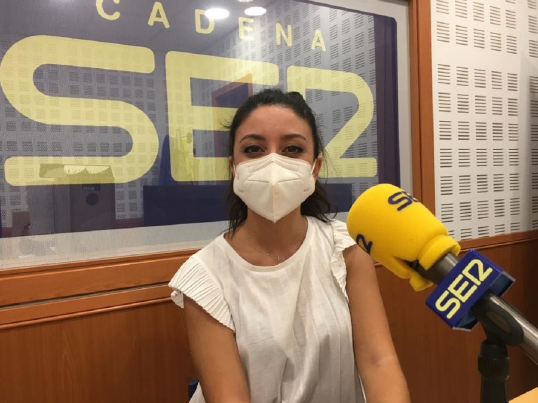 Cintia Bustos, nueva concejala de juventud del Ayuntamiento de Córdoba, en el estudio de Radio Córdoba Cadena SER