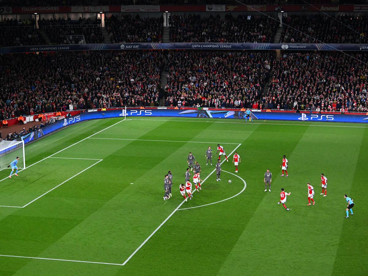 Clase magistral de Rice ante el Real Madrid: sus dos goles de falta directa a Courtois ya son historia de la Champions League