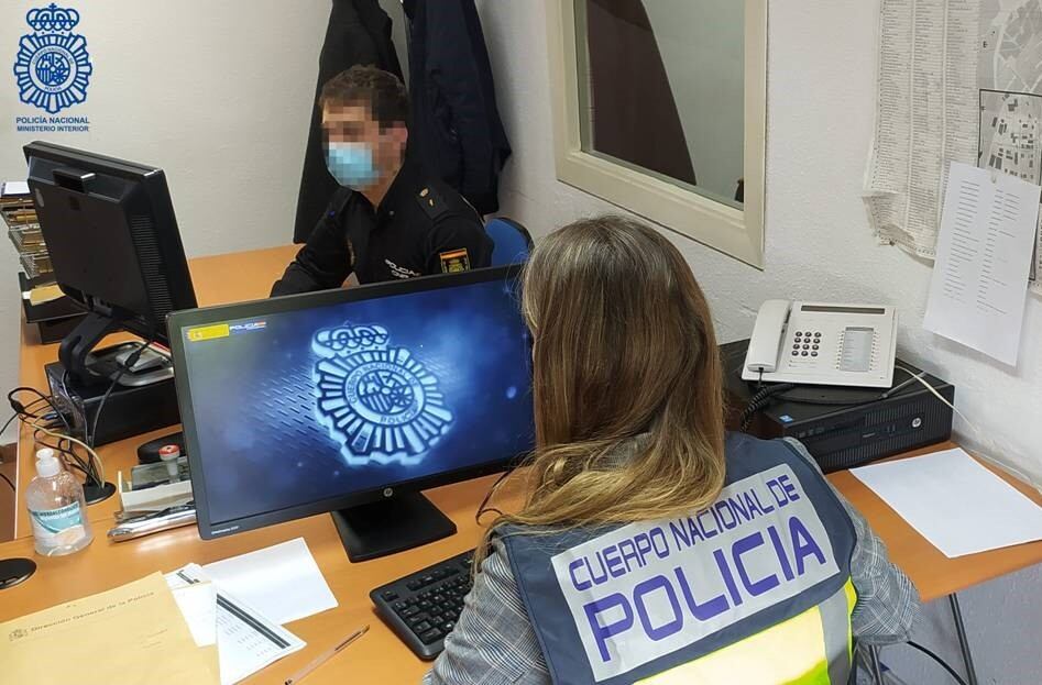 Once detenidos en una operación contra una organización criminal que favorecía la inmigración ilegal