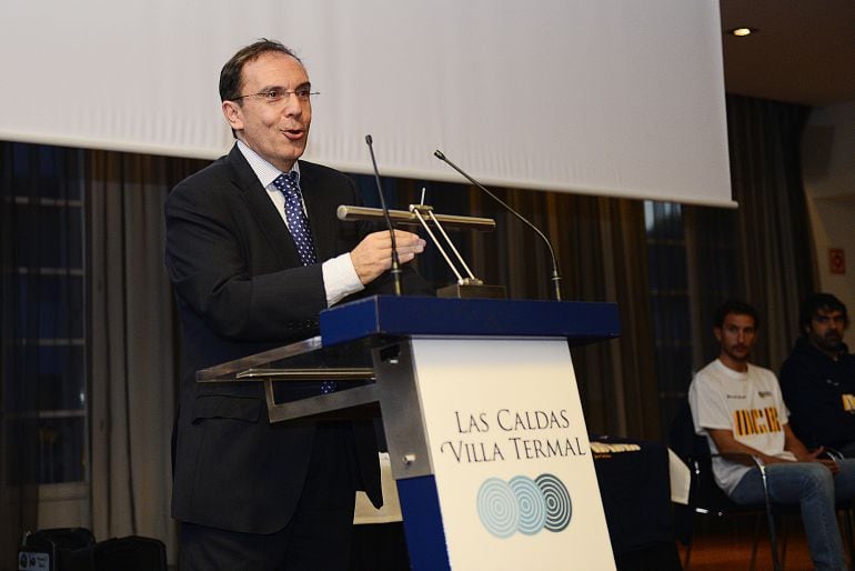 Fernando Villabella durante una rueda de prensa.