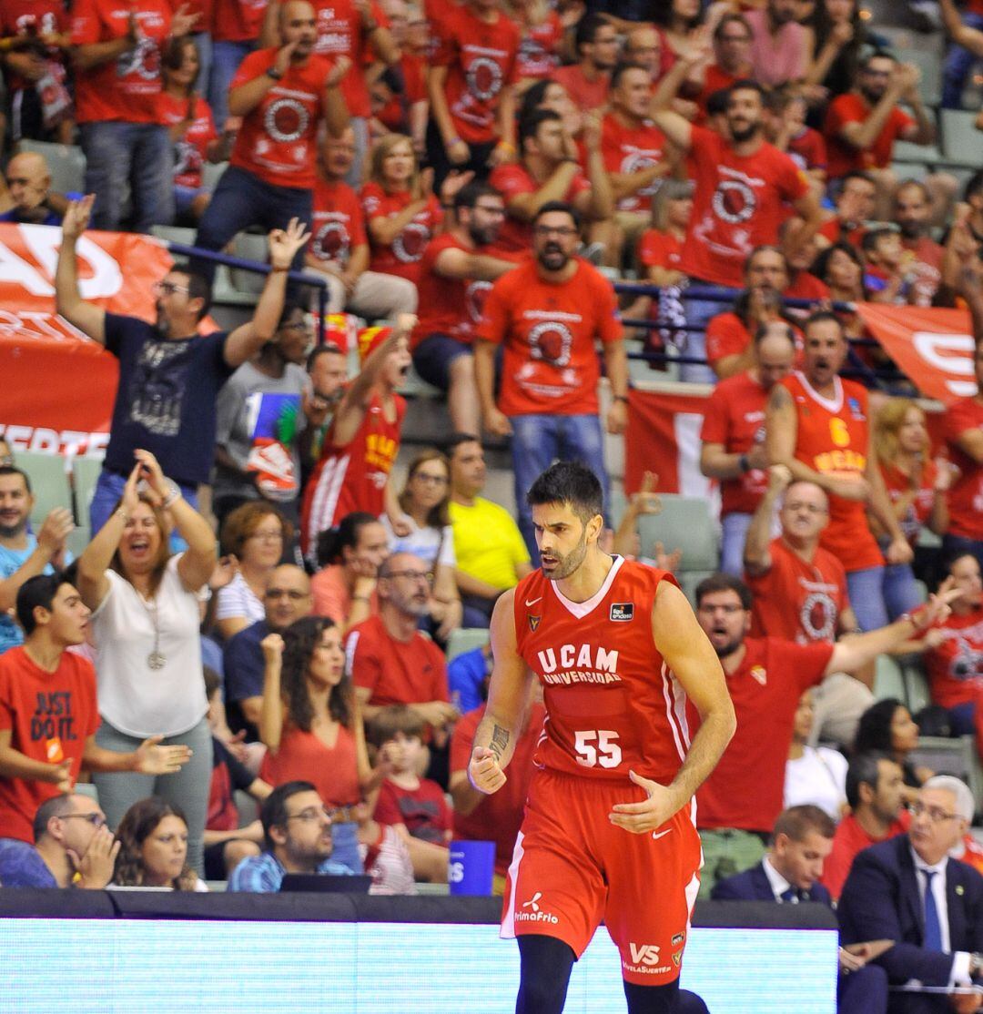 Sakota durante el partido ante Coosur Real Betis