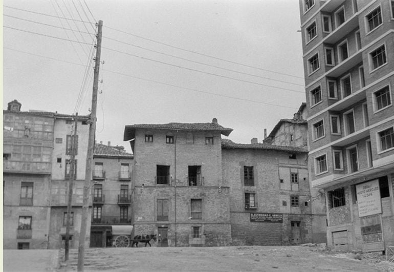 La Torre de Doña Ochanda en 1956