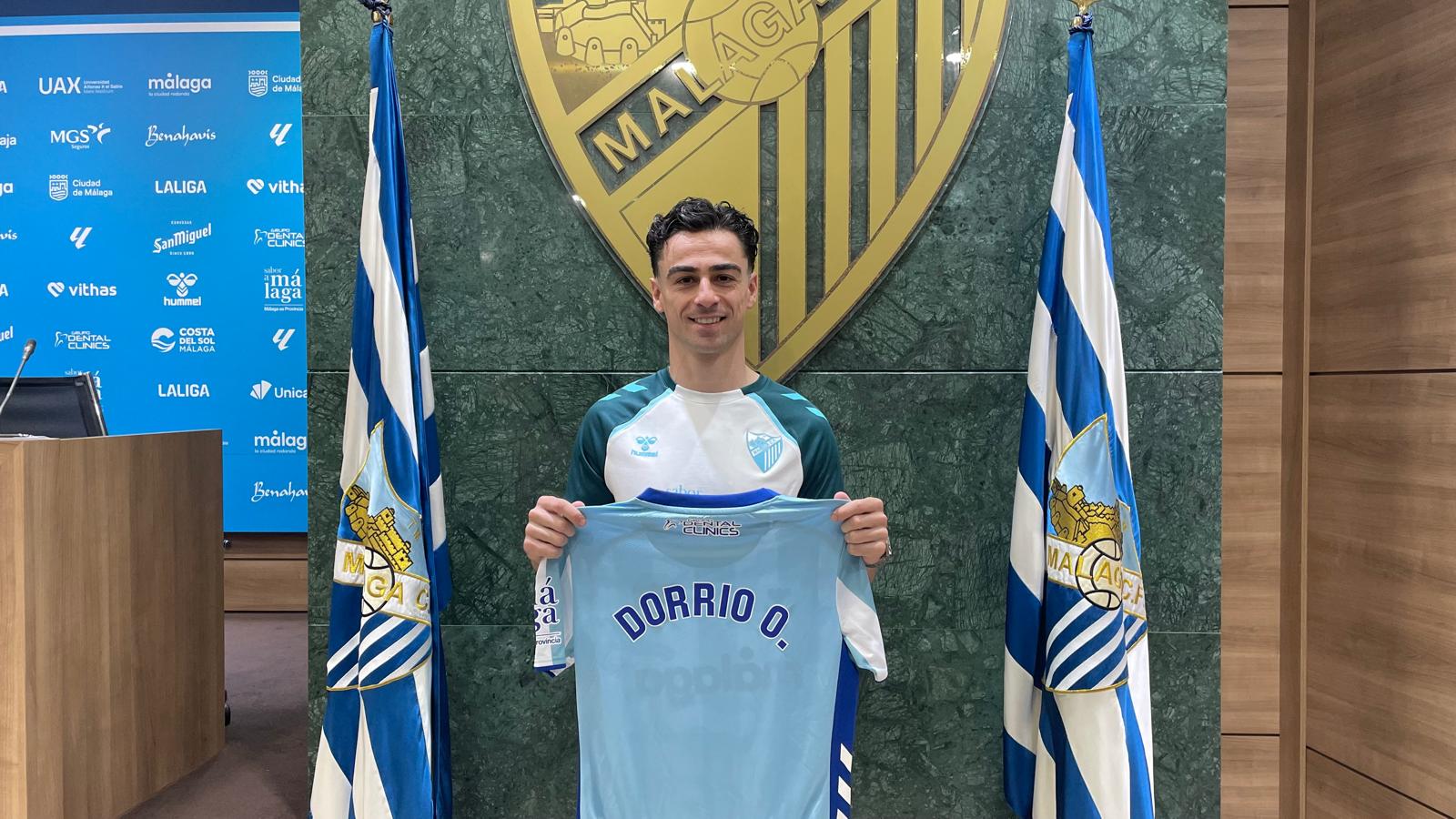 Josué Dorrio, presentado en la Sala de Prensa Juan Cortes del Estadio de La Rosaleda