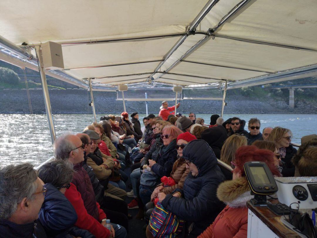 Un paseo en barco por el Tajo en el entorno de Monfragüe