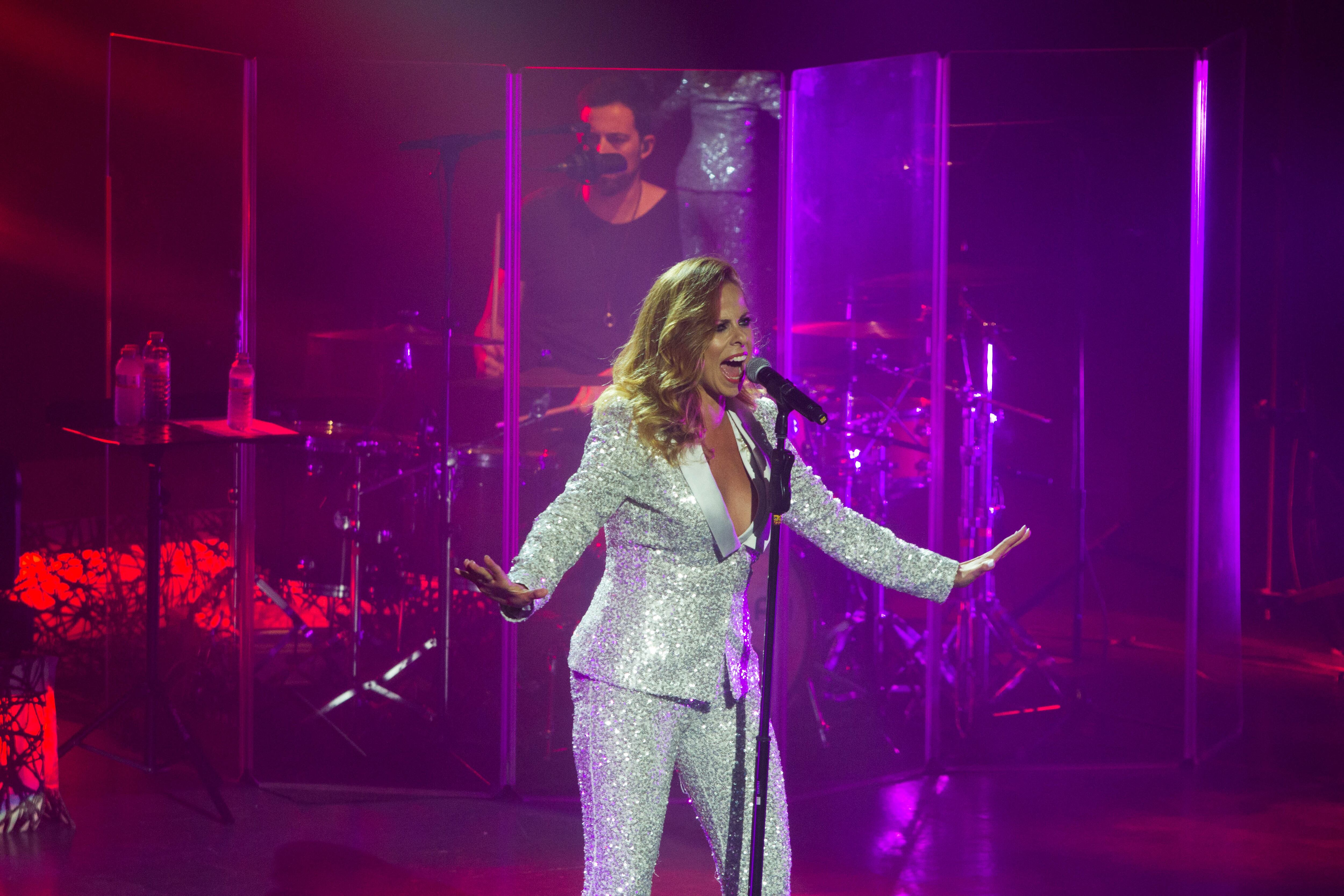 Pastora Soler estrena su gira ‘Rosas y Espinas – 30 Años’ en El Batel,