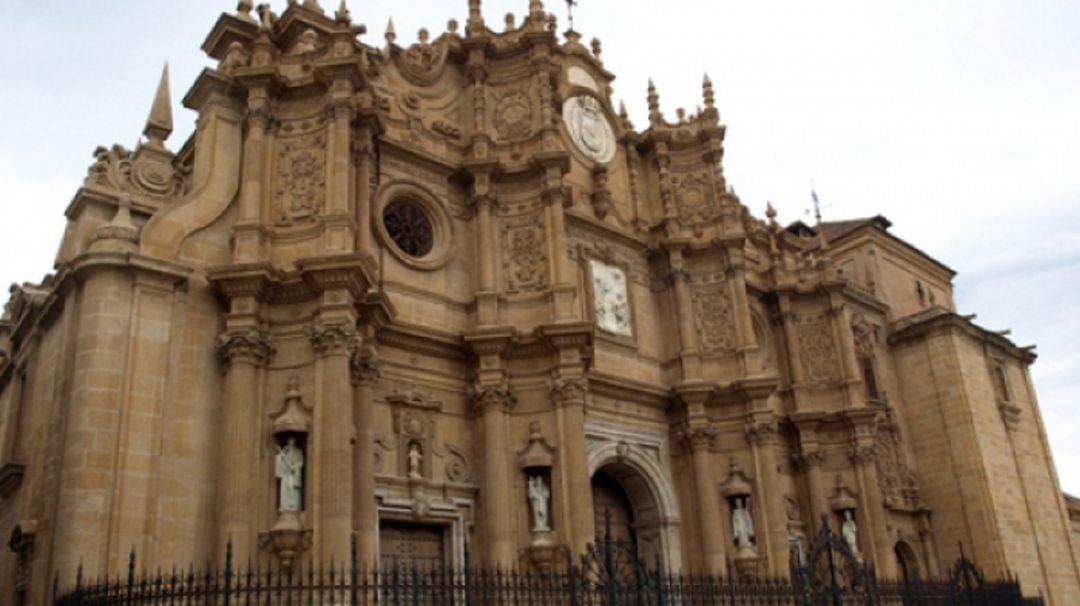 Imagen exterior de la Catedral de Guadix