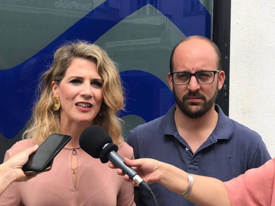 Ana Mestre en declaración a los periodistas en una imagen de archivo.