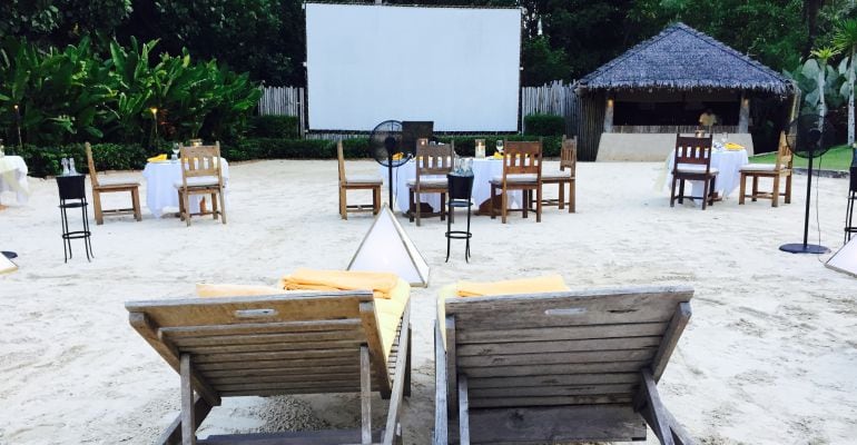 Cine playa en Tailandia