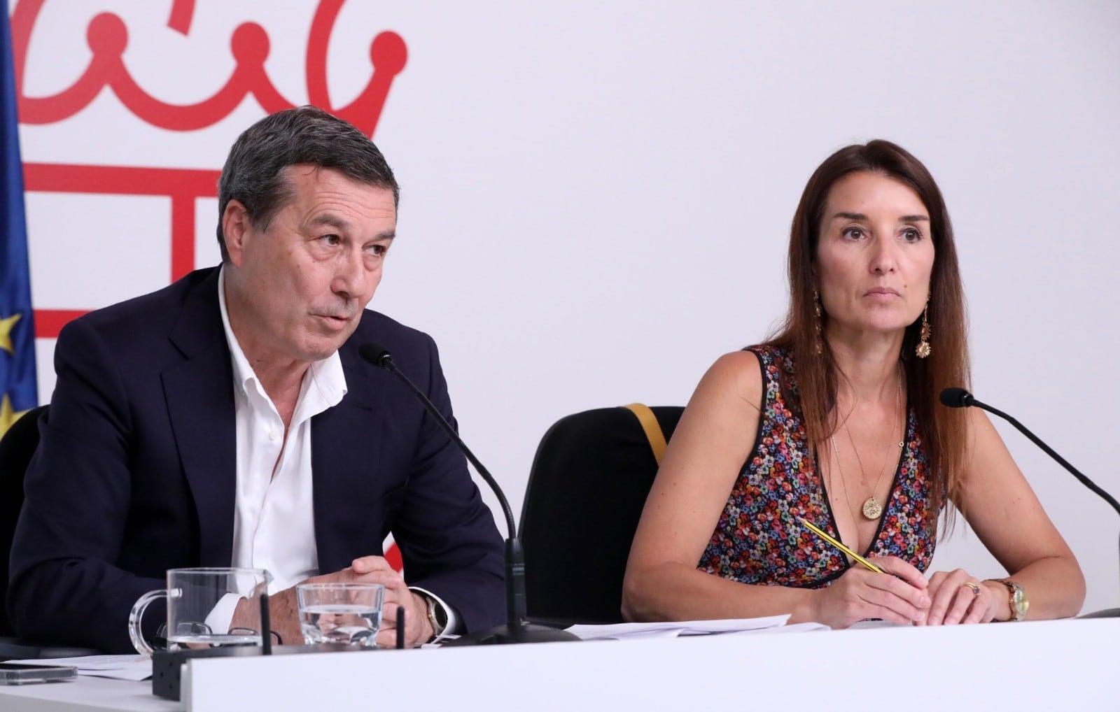 Marciano Gómez y Ruth Merino en la rueda de prensa del pleno del Consell