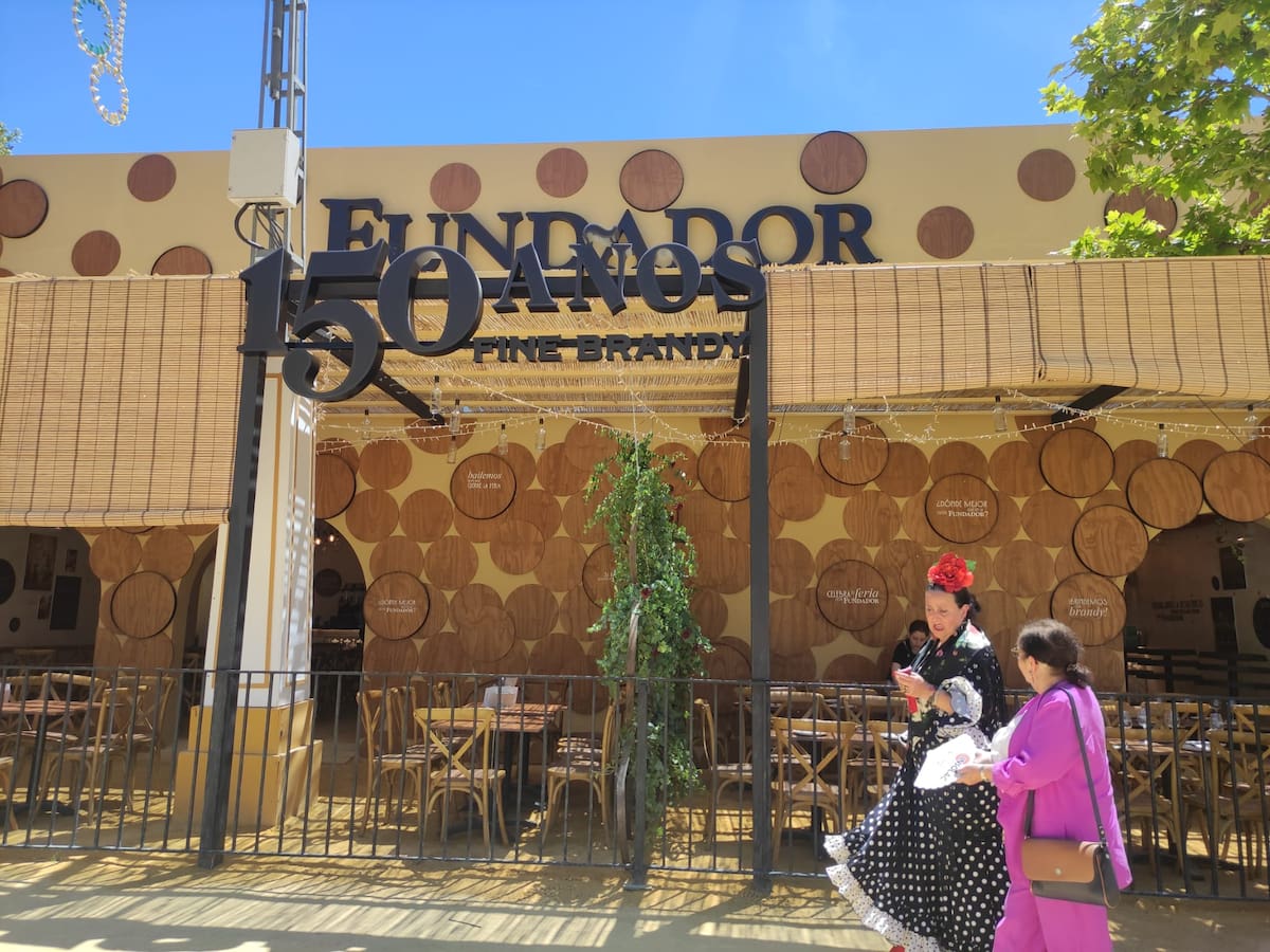 Fundador gana el primer premio del concurso de casetas de la Feria del Caballo de Jerez