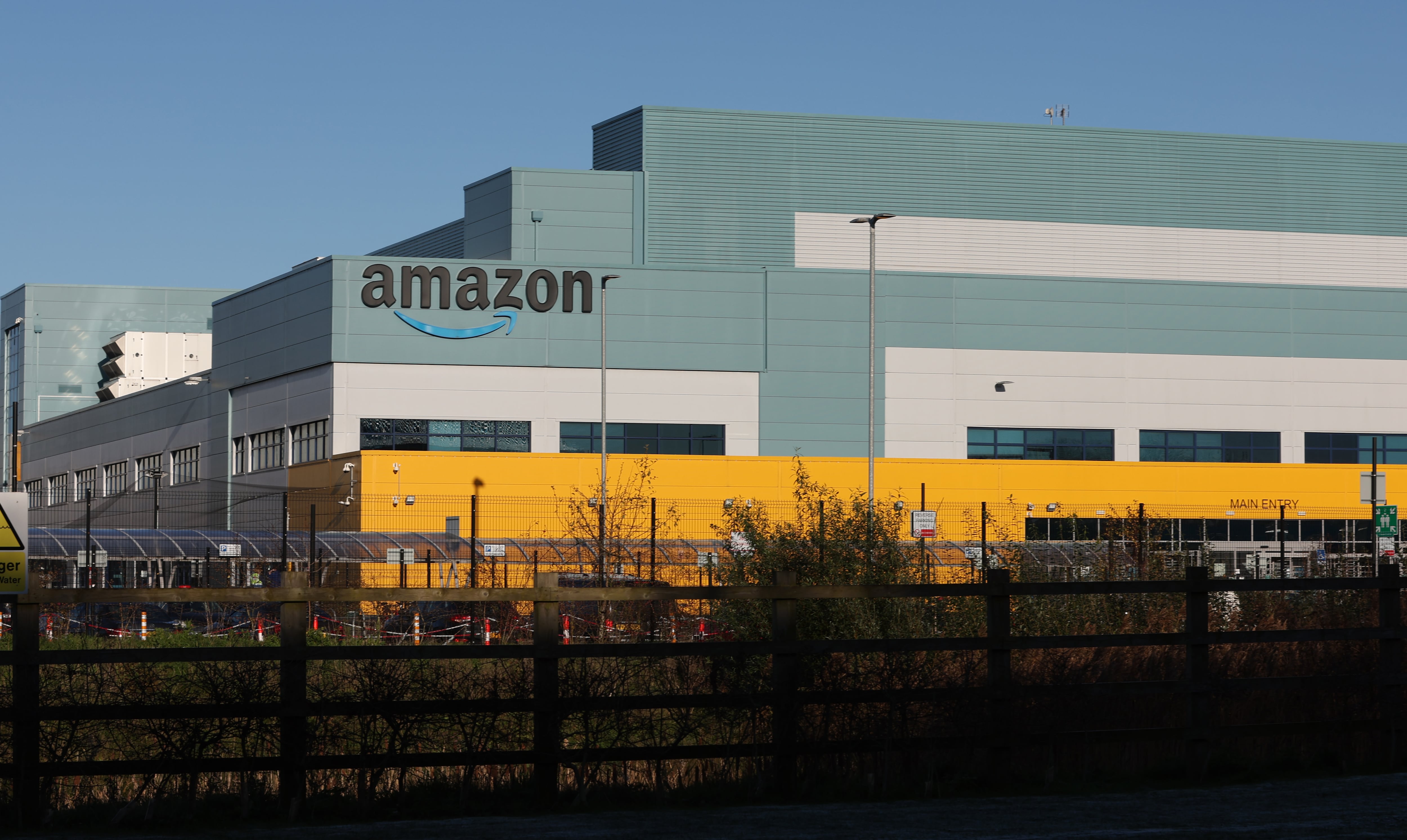 Una almacén de Amazon en la ciudad inglesa de Warrington