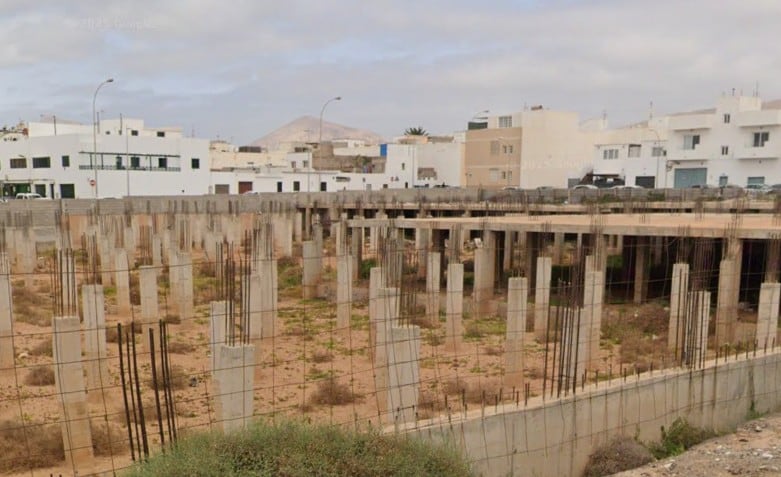 Obra abandonada en Argana Alta, en Arrecife (Lanzarote).