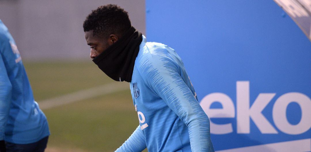 Ousmane Dembélé, justo en el momento en el que sale a iniciar un entrenamiento con el Barcelona