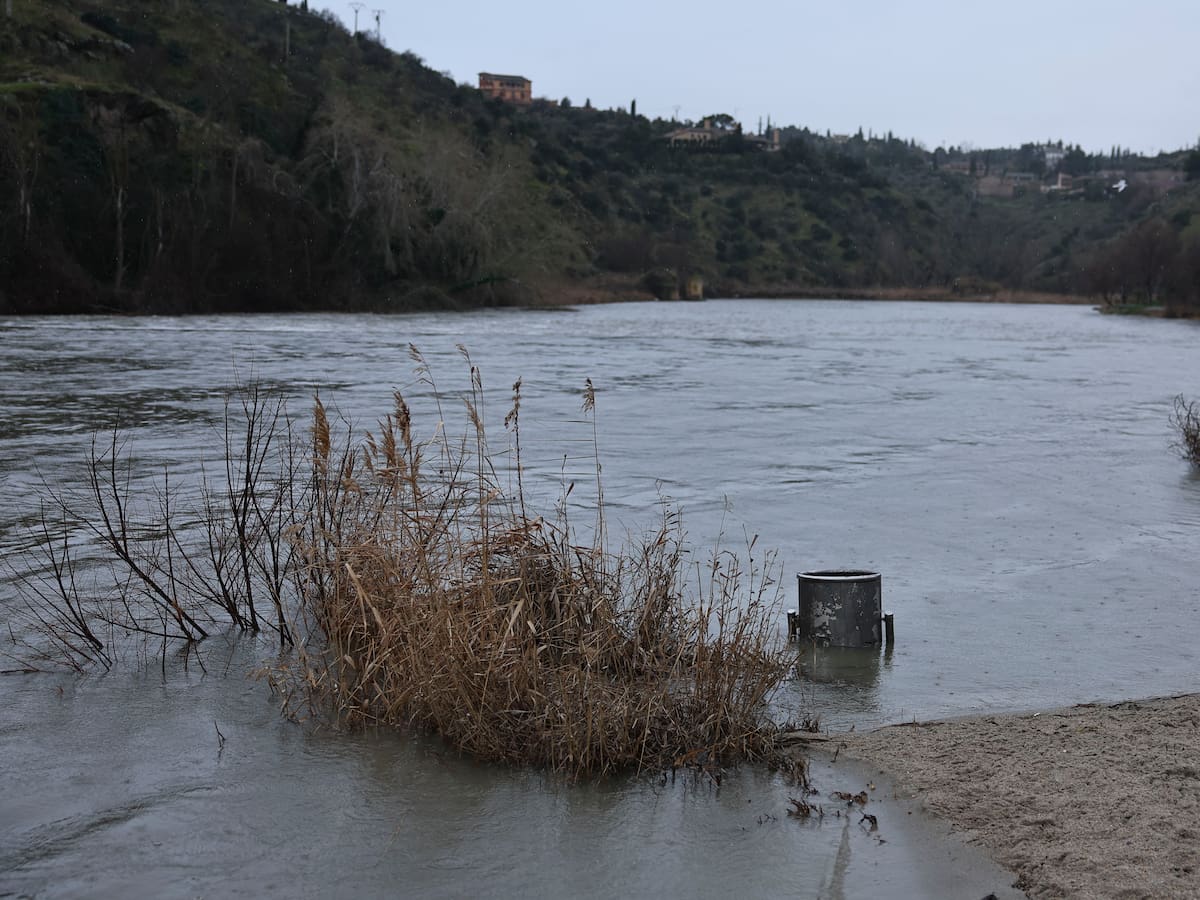 Toledo alerta de una nueva crecida del río Tajo pero de momento no peligra el Hospital Nacional de Parapléjicos