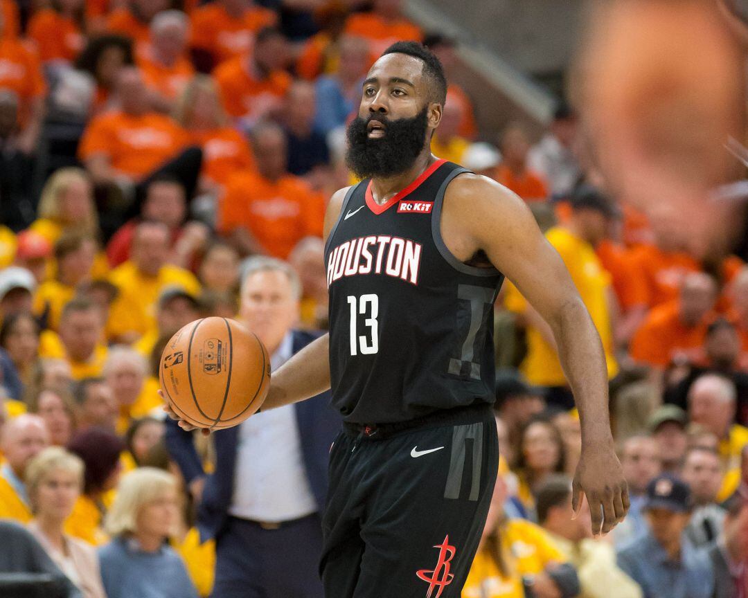 James Harden en la serie ante los Utah Jazz.