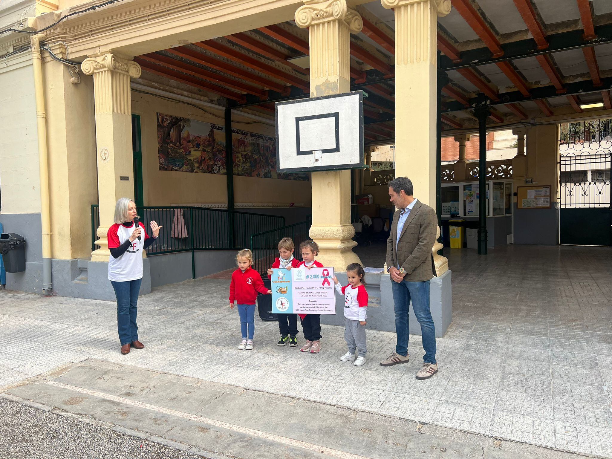 La carrera solidaria de la Casa del Niño logra recaudar más de dos mil seiscientos euros contra el cáncer